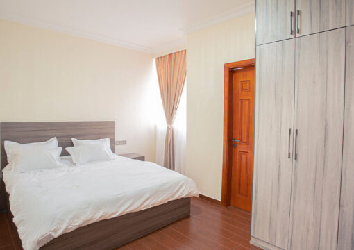 3 Bedroom Apartments