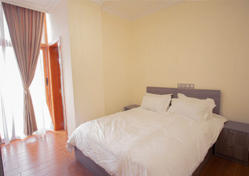 3 Bedroom Apartments